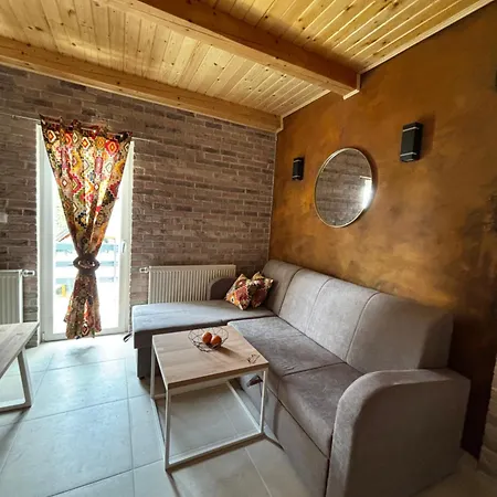 Brand New! Be Our First Guest! Snjezna Kraljica 2 Apartment