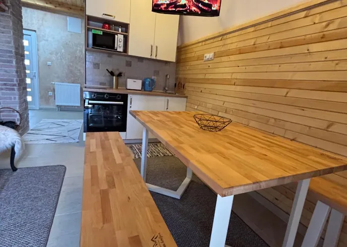 Snjezna Kraljica 2 *